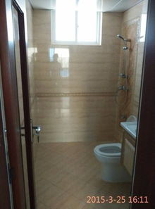 新大潤發旁電梯大三房，因電梯改造業主誠心急售